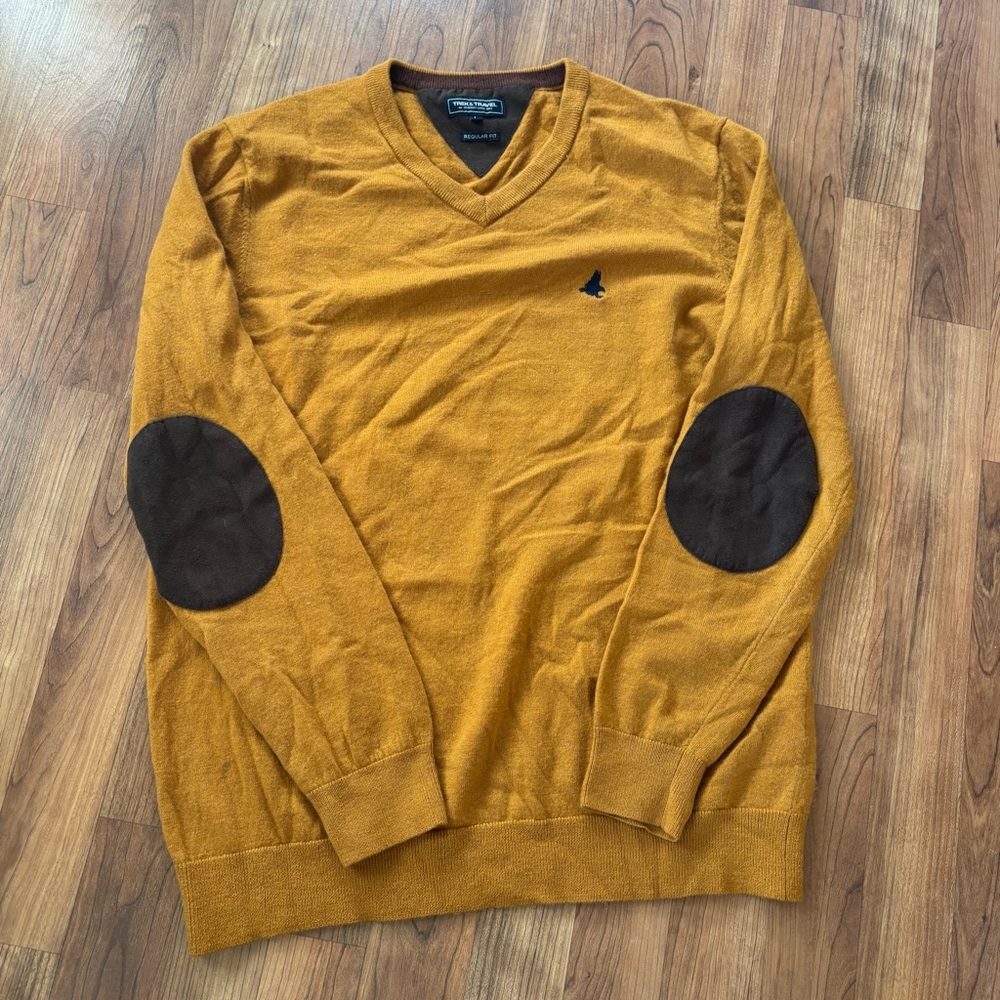 🔥Sale🔥 Trek & Travel Mustard V Neck Woolen Sweater Size Large
